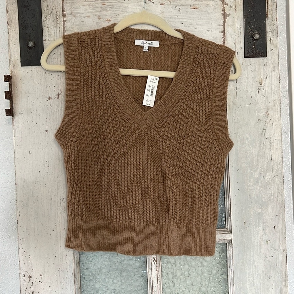 NWT Madewell The Fineloft Shrunken Sweater Vest in Heather Camel